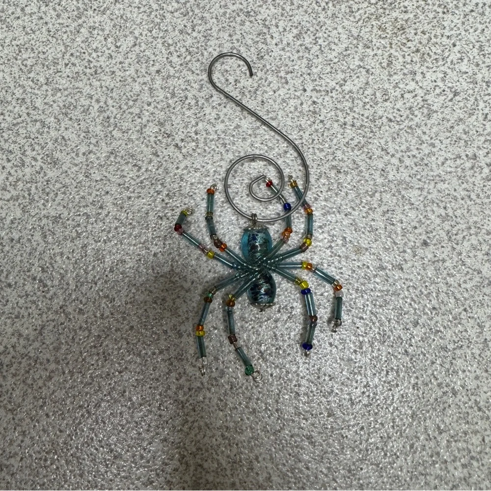 Christmas‎ beaded spider ornament